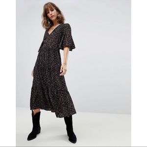 FAITHFULL THE BRAND MELIA FLORAL MIDI DRESS IN SZ 8 / L